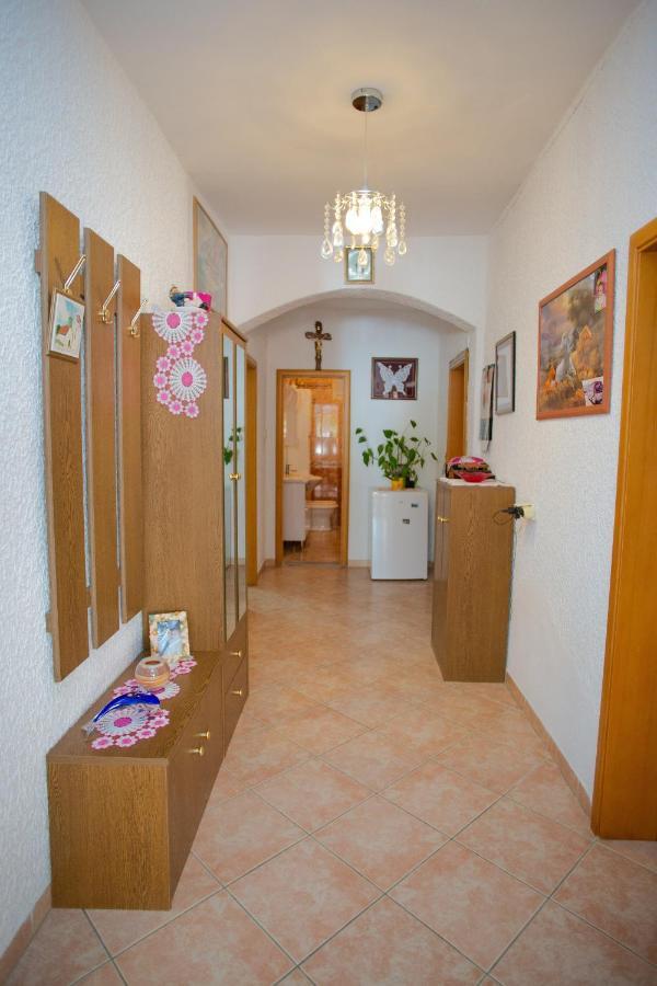 Zubovići Apartments By The Sea Metajna, Pag - 6522 מראה חיצוני תמונה